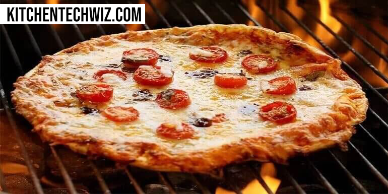 How to Cook Frozen Pizza on the Grill