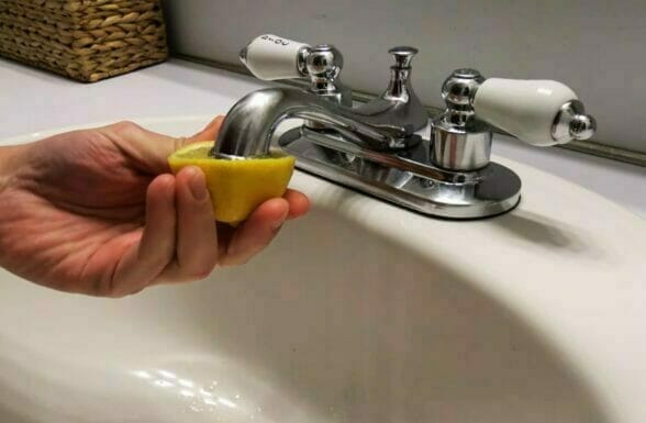 Remove hard water stains with lemon