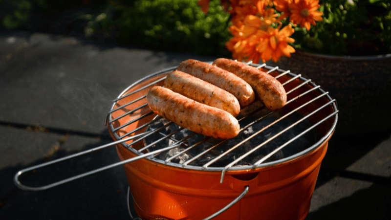 How Long to Cook Sausage On Charcoal Grill?