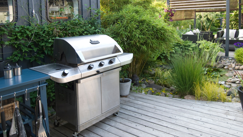 How to Use Gas Grill with Charcoal